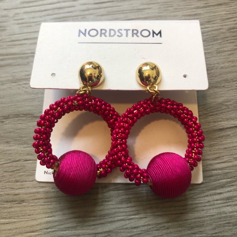 Nordstrom Fuchsia Beaded Hoop Earrings with Gold Drops NWOT